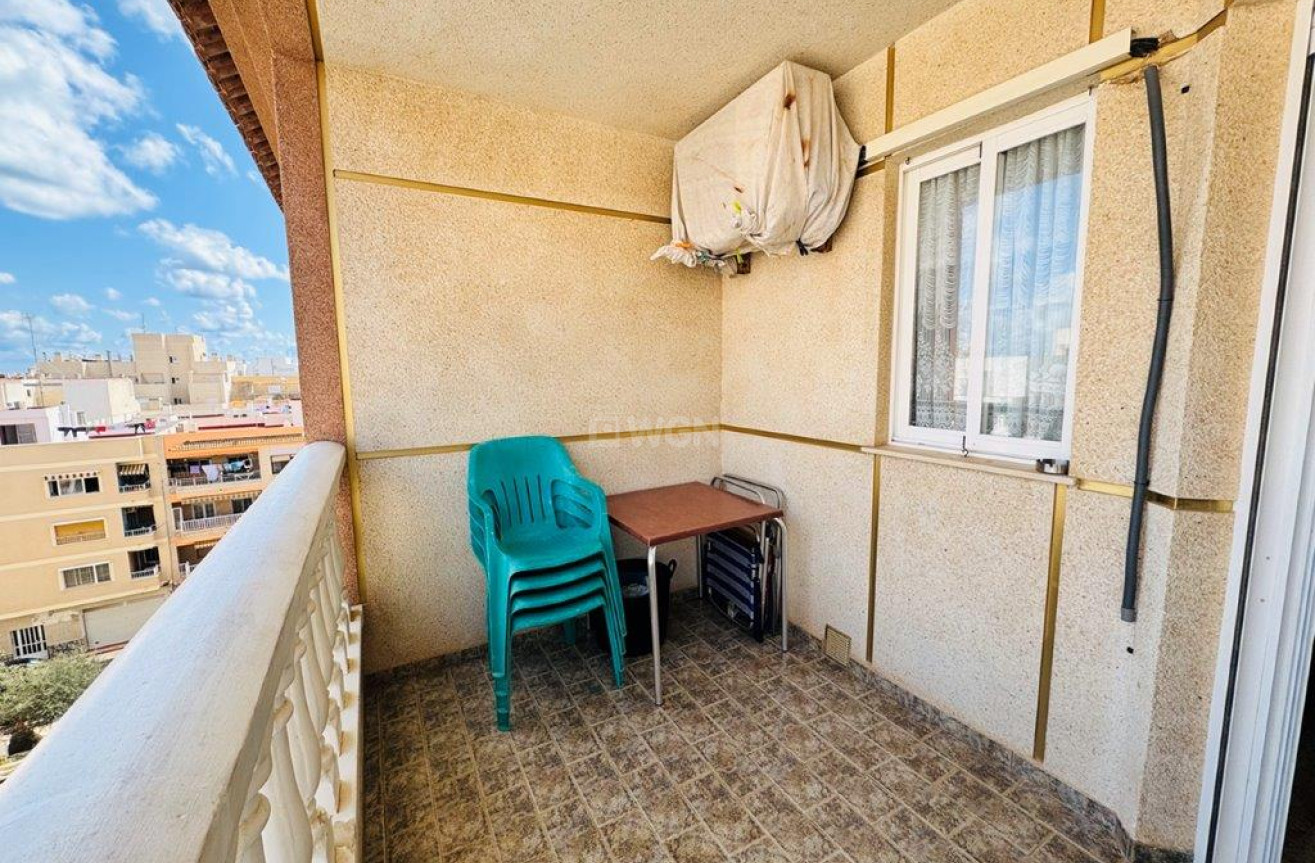 Resale - Apartment / flat - La Mata - Costa Blanca