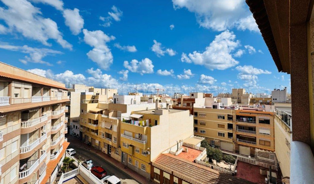 Resale - Apartment / flat - La Mata - Costa Blanca