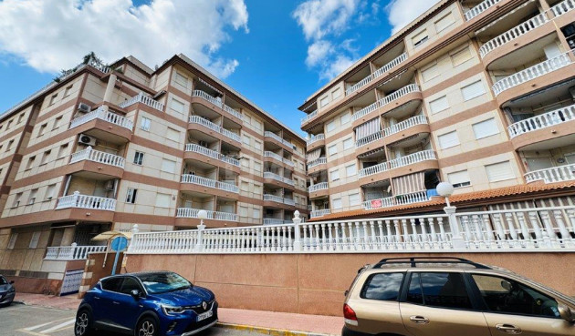 Resale - Apartment / flat - La Mata - Costa Blanca