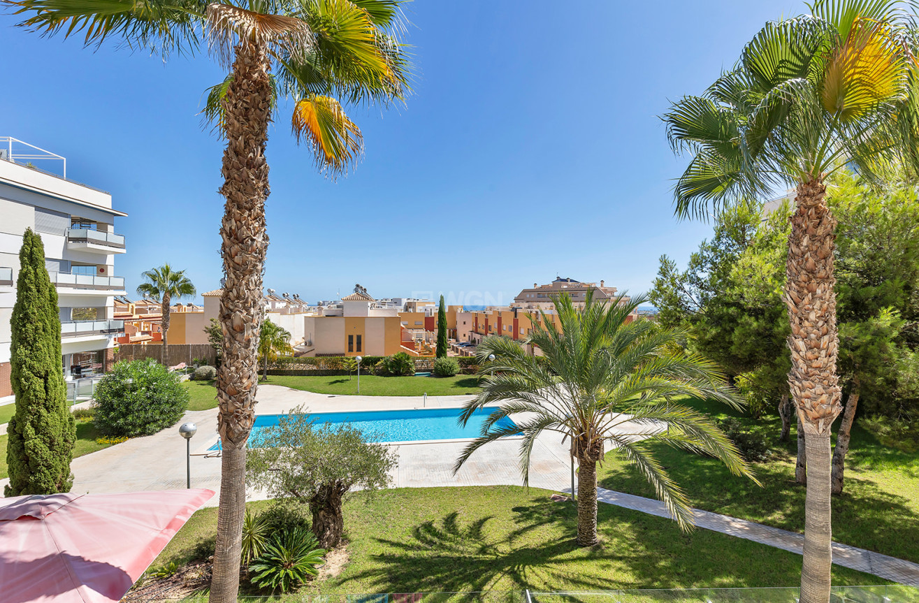 Resale - Apartment / flat - Orihuela Costa - Costa Blanca