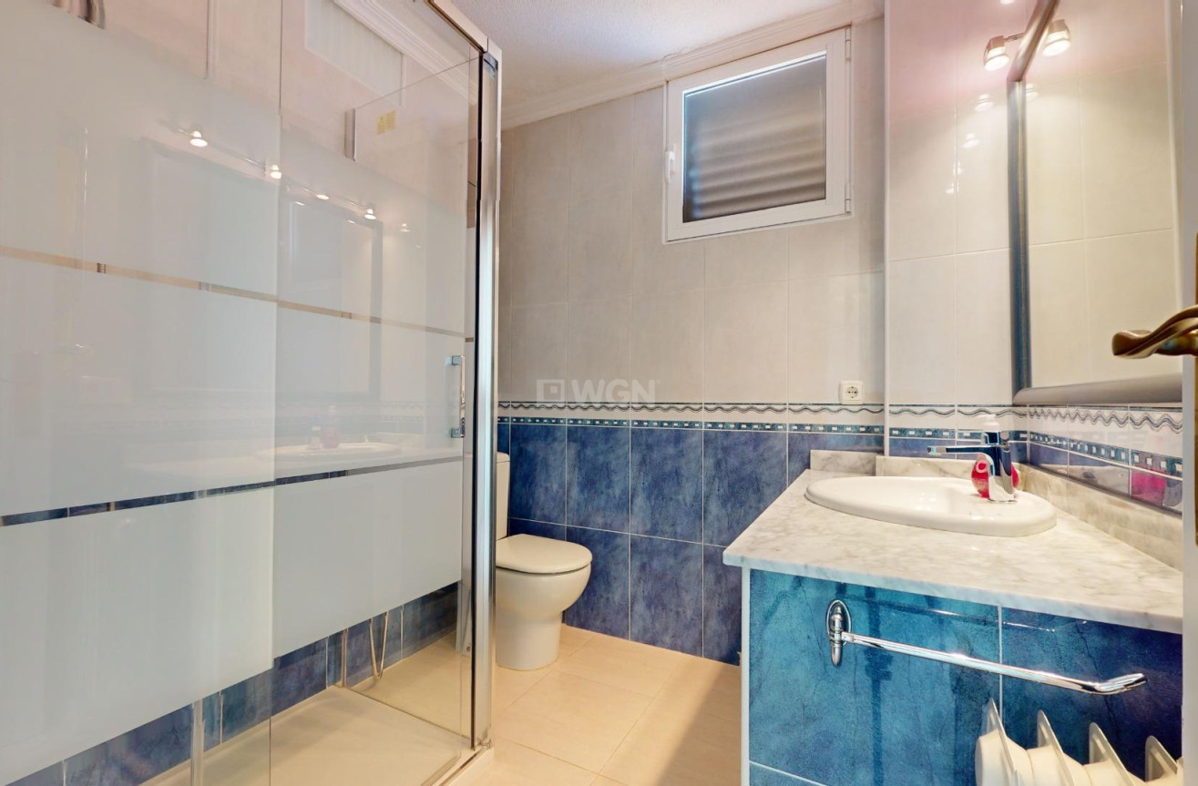 Resale - Apartment / flat - Torrevieja - Playa del Cura