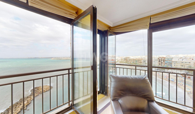 Resale - Apartment / flat - Torrevieja - Playa del Cura