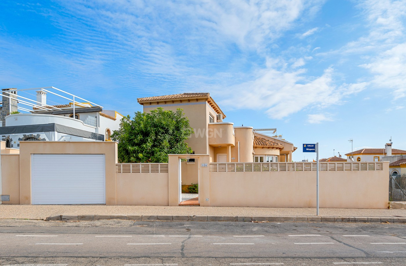 Reventa - Villa - Orihuela Costa - Costa Blanca