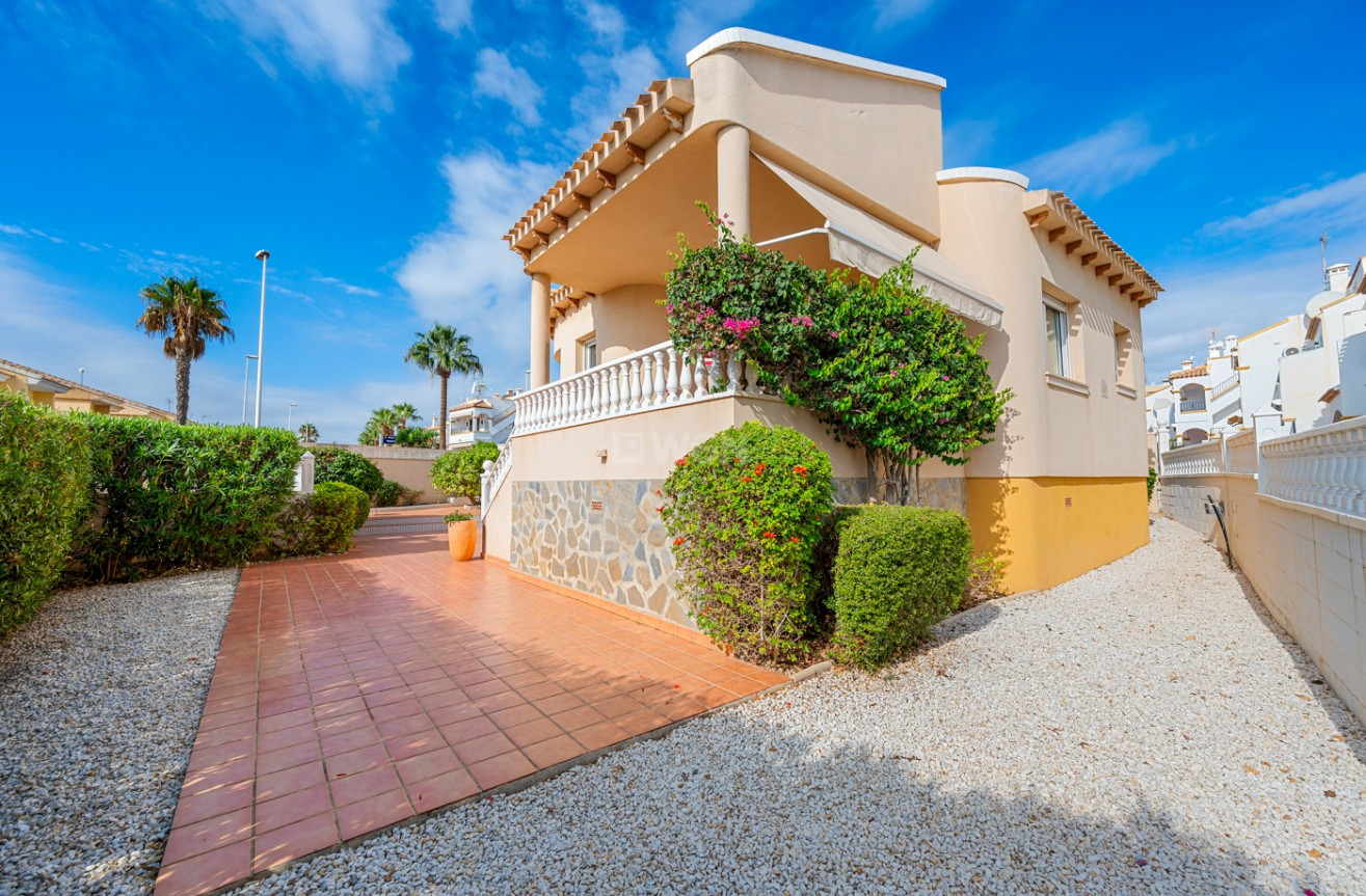 Odsprzedaż - Villa - Orihuela Costa - Costa Blanca