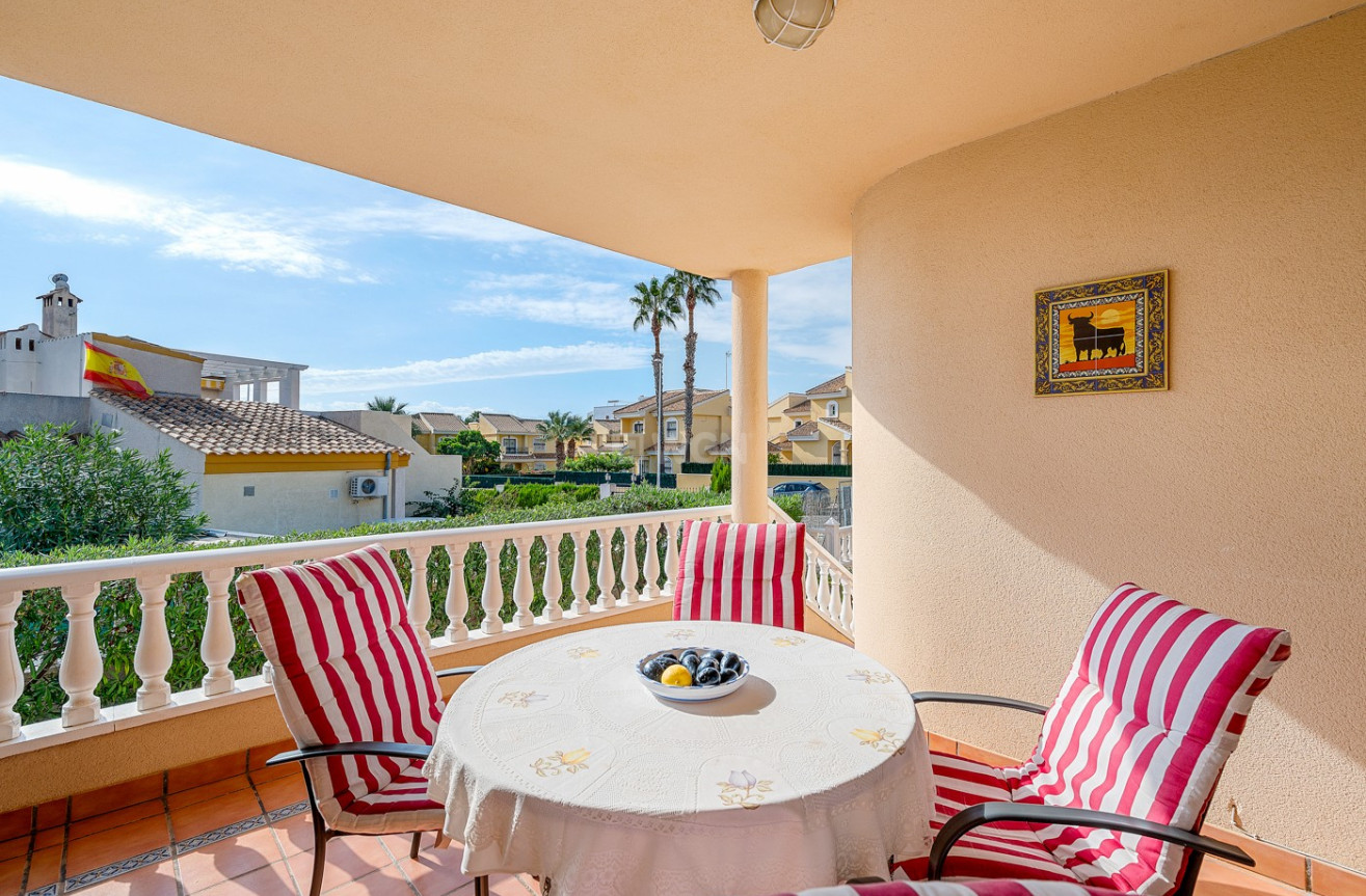 Resale - Villa - Orihuela Costa - Costa Blanca