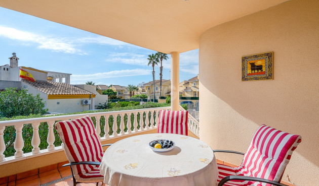 Resale - Villa - Orihuela Costa - Costa Blanca