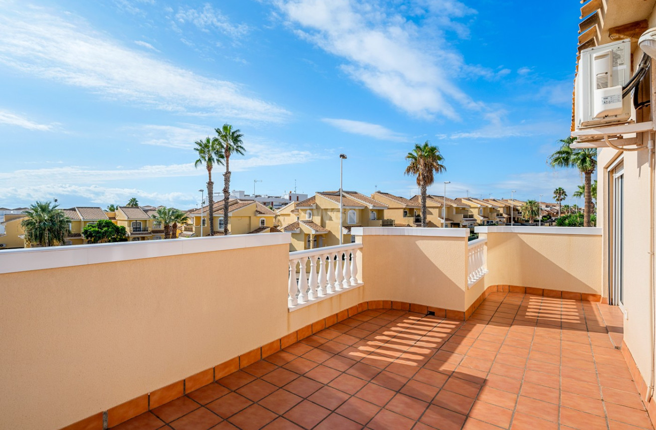 Resale - Villa - Orihuela Costa - Costa Blanca