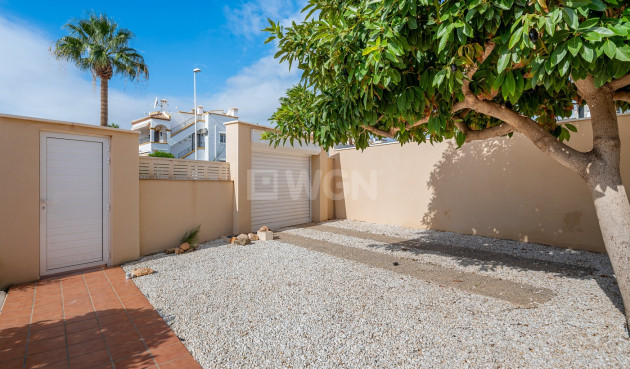 Resale - Villa - Orihuela Costa - Costa Blanca