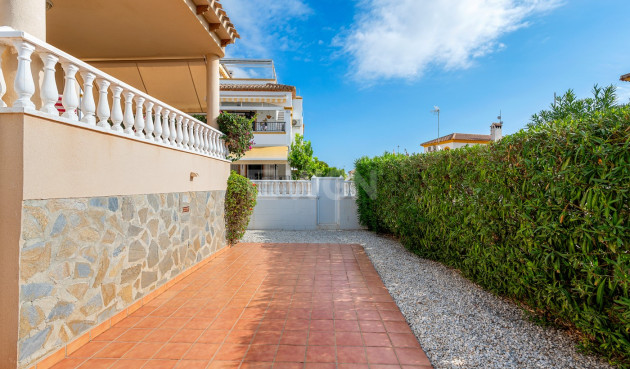 Resale - Villa - Orihuela Costa - Costa Blanca