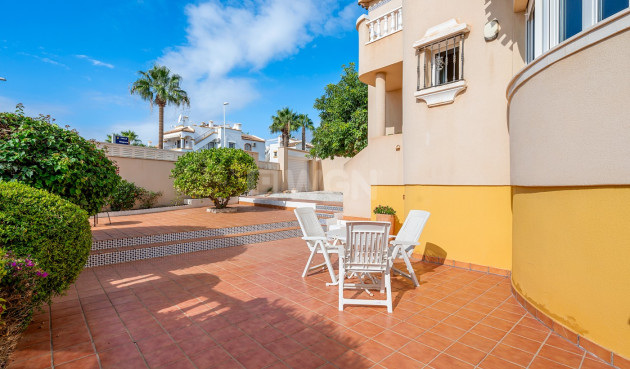 Resale - Villa - Orihuela Costa - Costa Blanca