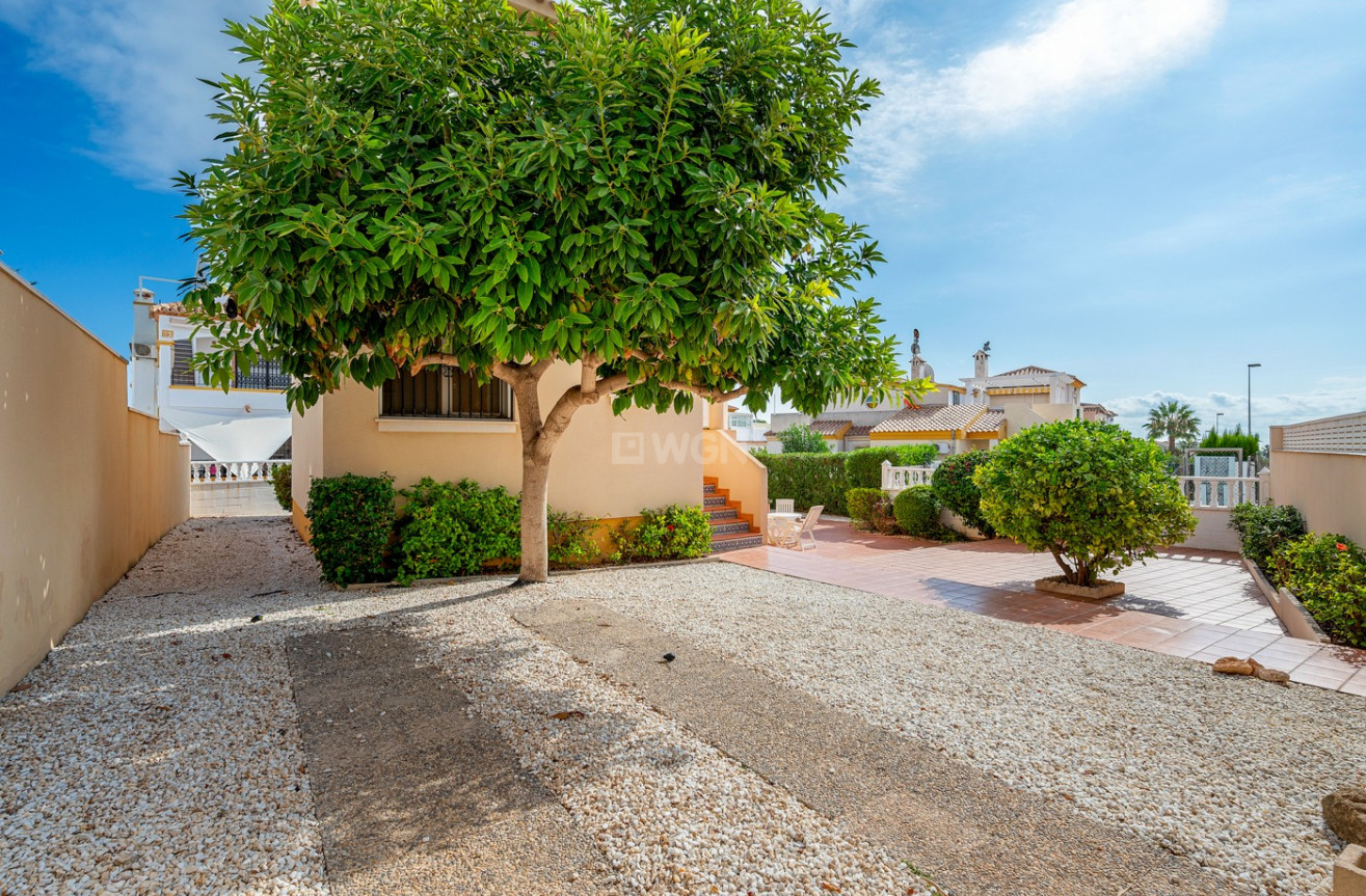 Resale - Villa - Orihuela Costa - Costa Blanca