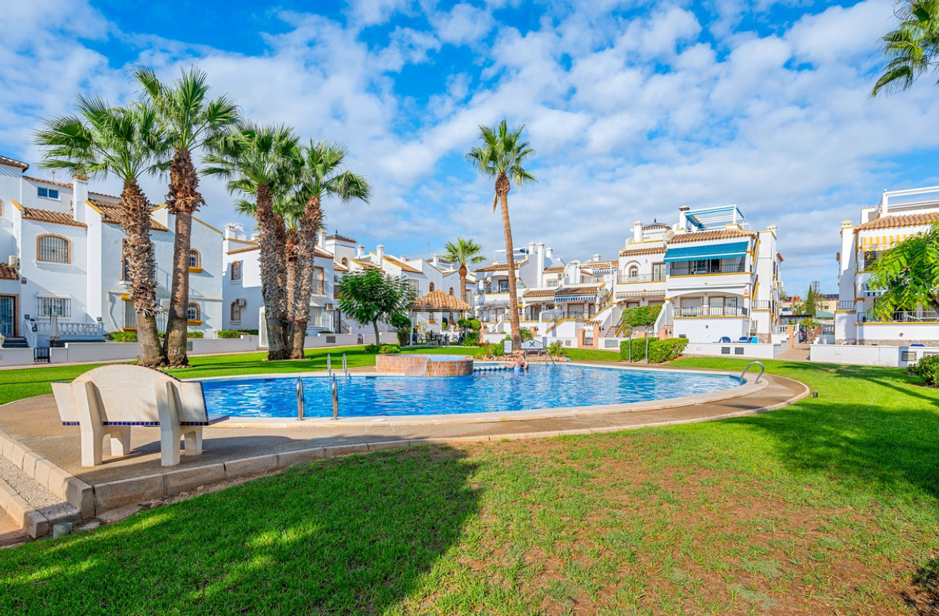 Odsprzedaż - Villa - Orihuela Costa - Costa Blanca