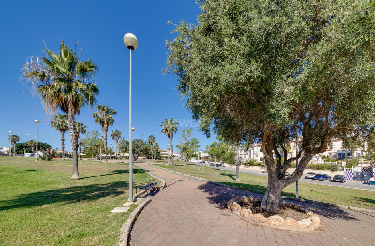 Odsprzedaż - Bungalow - Orihuela Costa - Costa Blanca