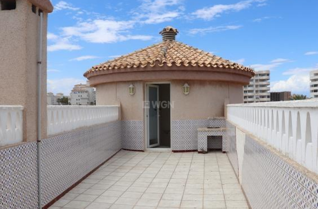 Odsprzedaż - Villa - La Manga del Mar Menor - Km 17