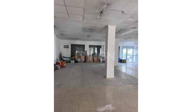 Reventa - Comercial - Torrevieja - Acequion