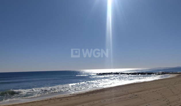 Odsprzedaż - Daszek - Torrevieja - Playa del Cura