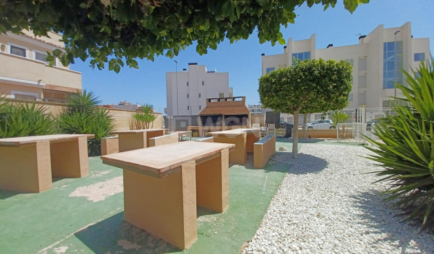 Resale - Apartment / flat - Orihuela Costa - Los Dolses