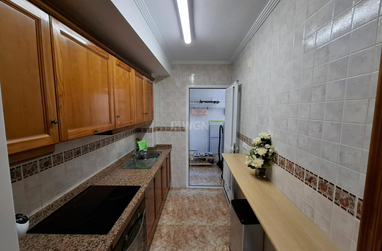 Resale - Apartment / flat - Torrevieja - Los Altos