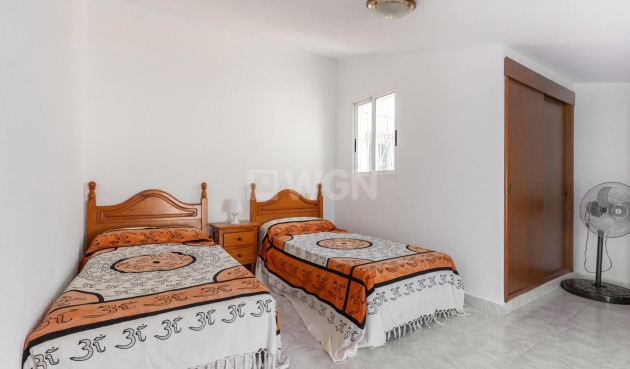 Resale - Bungalow - Torrevieja - San Luis