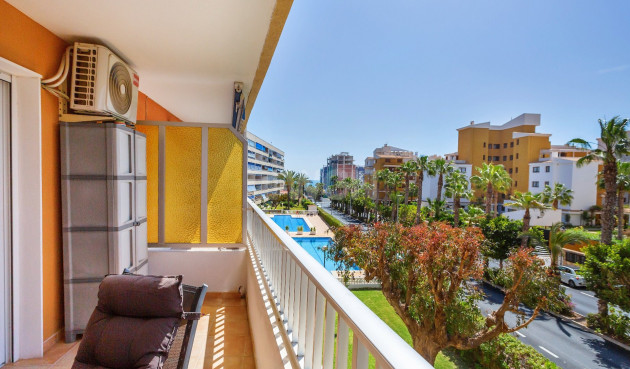 Resale - Apartment / flat - Torrevieja - Costa Blanca