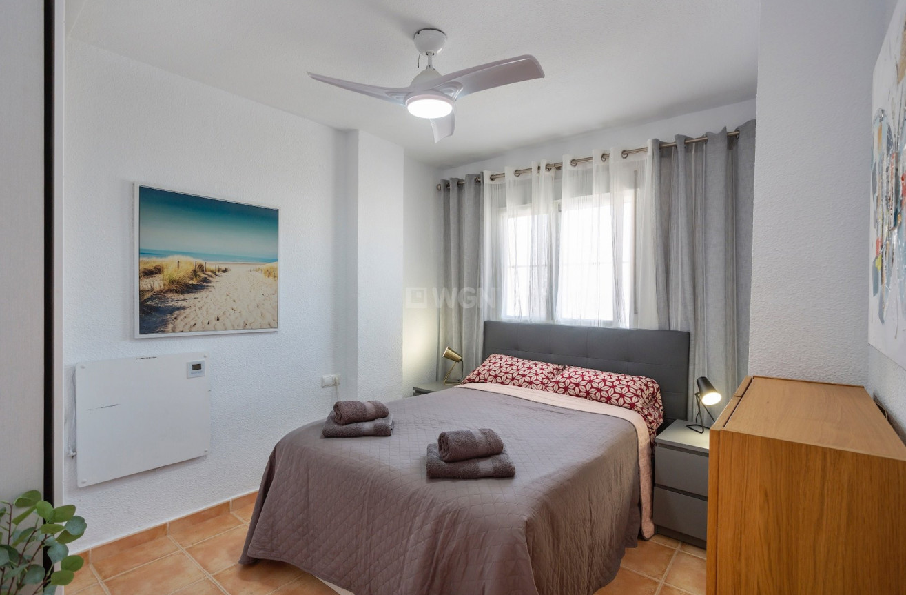 Resale - Apartment / flat - Torrevieja - Costa Blanca