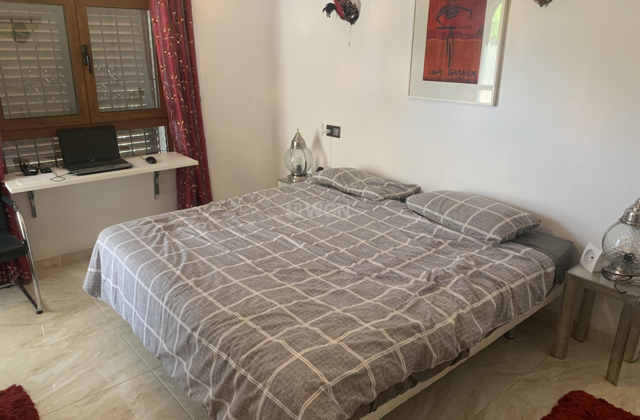 Resale - Villa - Villamartin - Costa Blanca