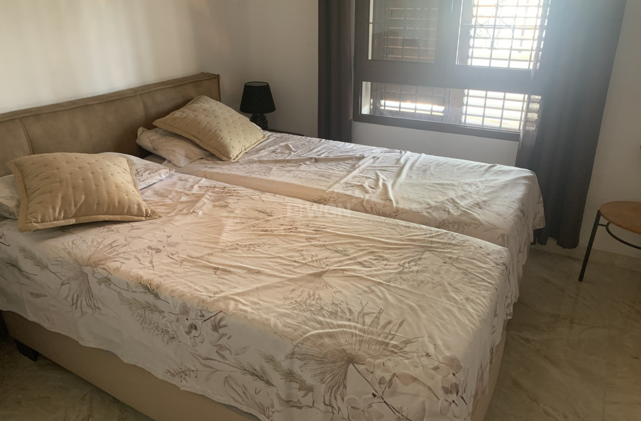 Resale - Villa - Villamartin - Costa Blanca