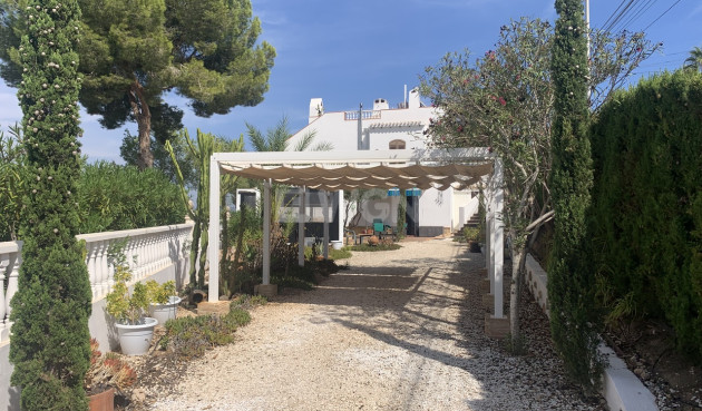 Odsprzedaż - Villa - Villamartin - Costa Blanca