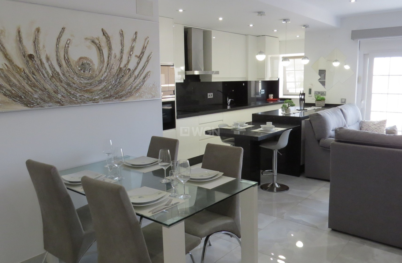 Resale - Apartment / flat - Guardamar del Segura - Costa Blanca