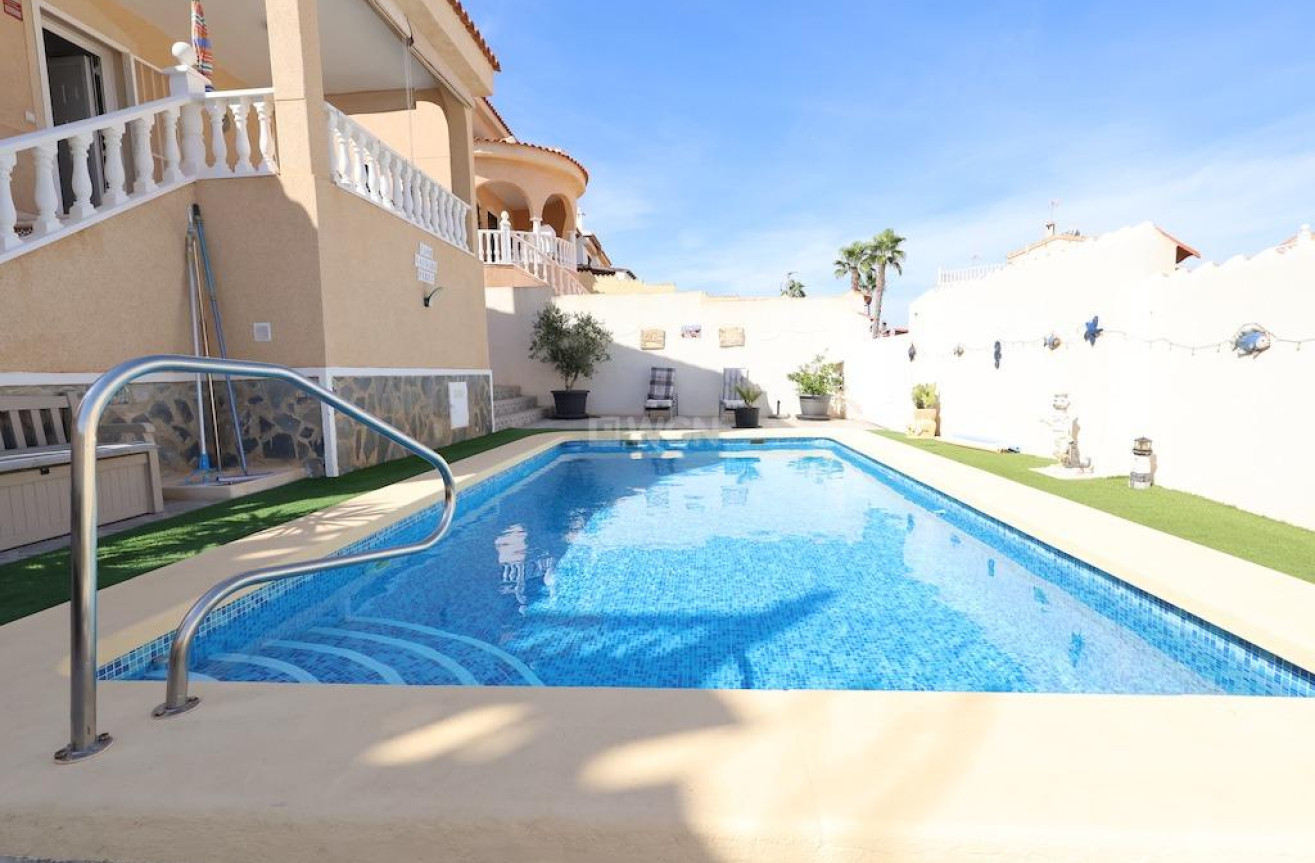 Resale - Villa - Ciudad Quesada - Costa Blanca