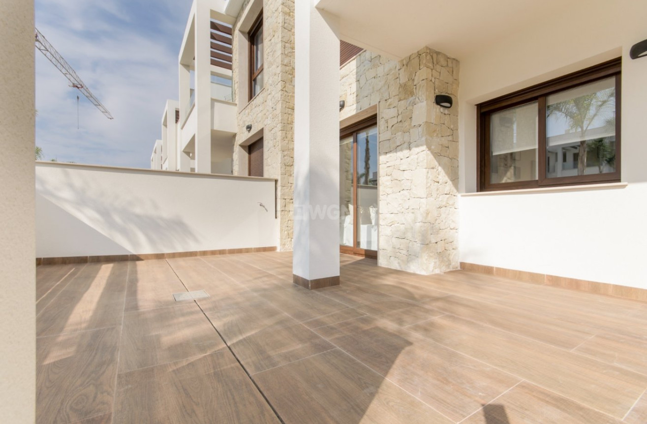 Nowy budynek - Bungalow - Torrevieja - Los Balcones