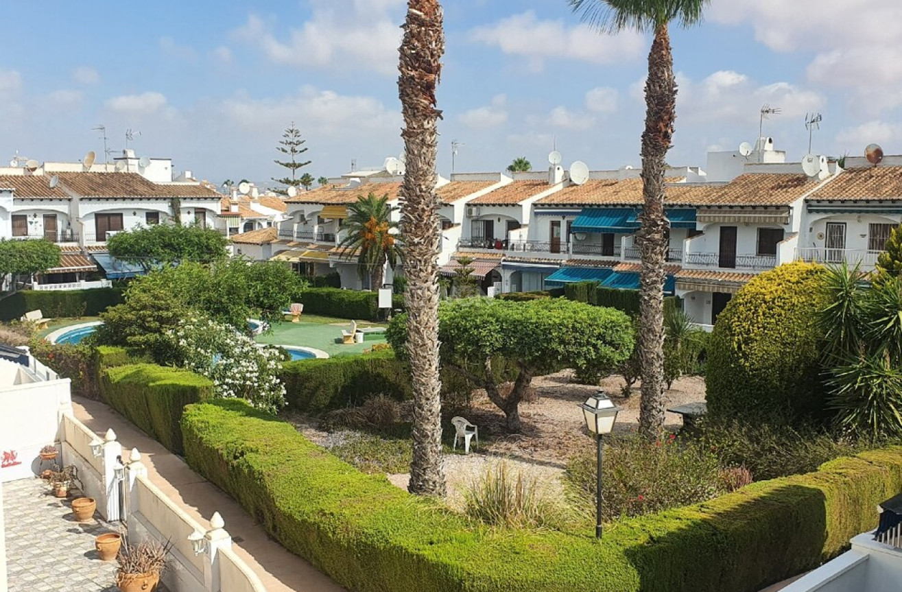 Odsprzedaż - Kamienica - Los Balcones - Costa Blanca