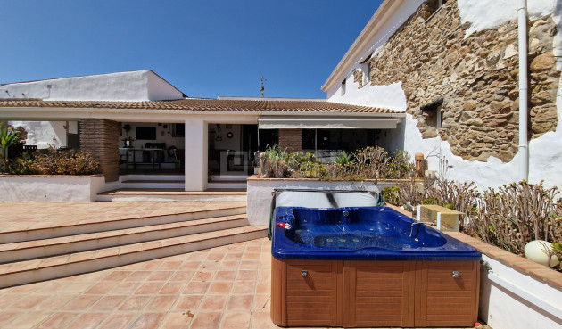 Reventa - Villa - Riogordo - Inland