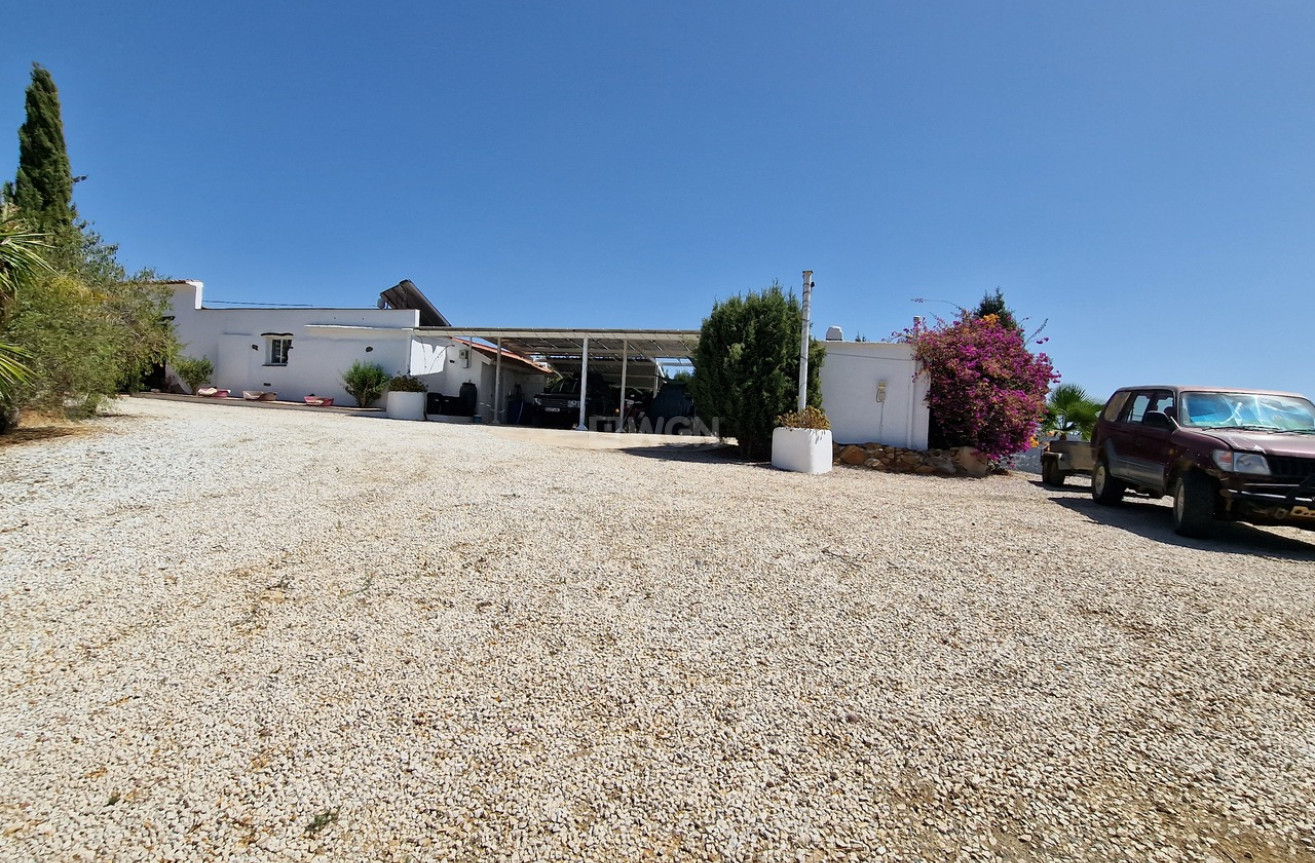 Reventa - Villa - Riogordo - Inland