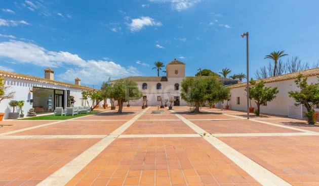 Odsprzedaż - Mieszkanie w bloku - Hacienda Riquelme Golf Resort - Inland