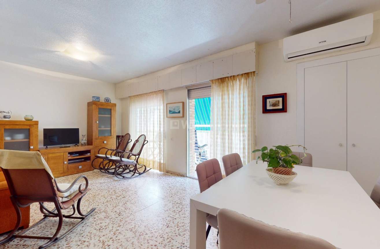 Reventa - Apartamento / piso - Torrevieja - Playa del Cura