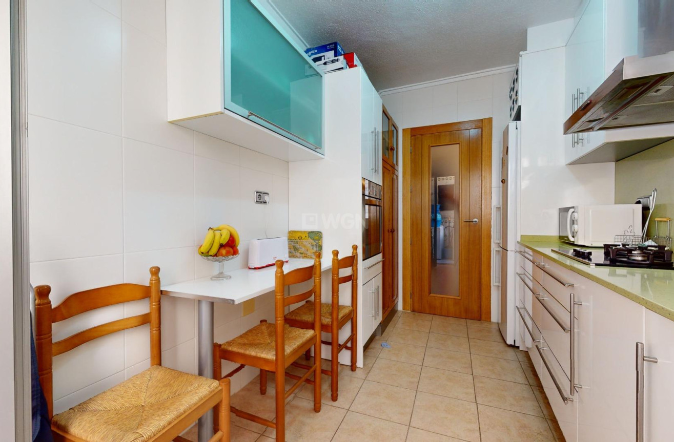 Resale - Apartment / flat - Torrevieja - Playa del Cura