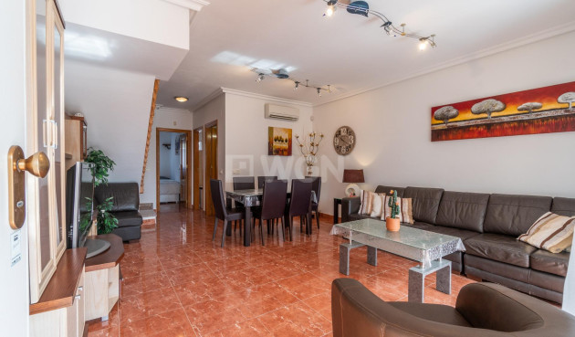 Resale - Bungalow - Orihuela Costa - Los Dolses