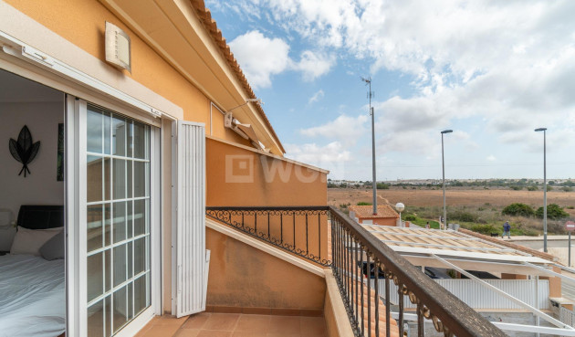 Resale - Bungalow - Orihuela Costa - Los Dolses