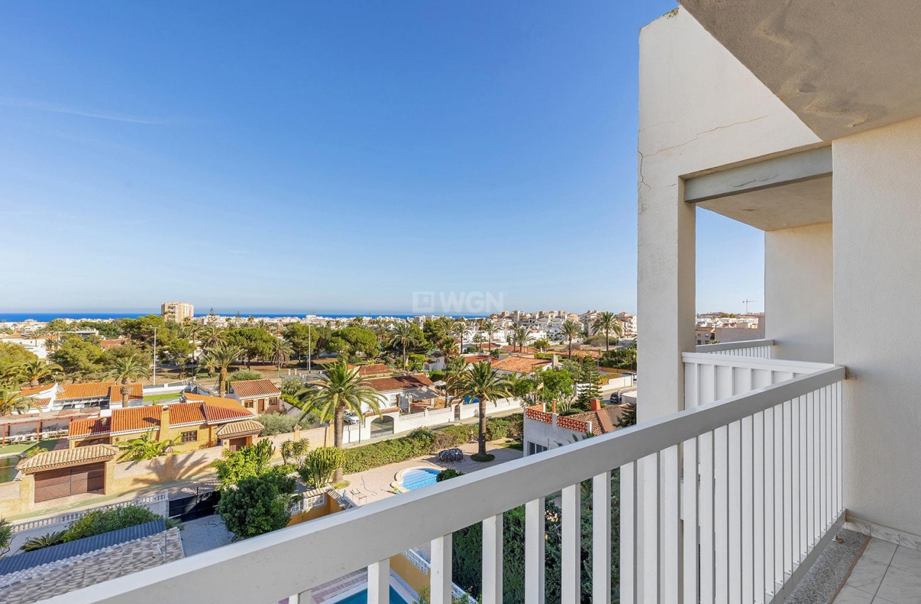 Resale - Apartment / flat - Torrevieja - Nueva Torrevieja