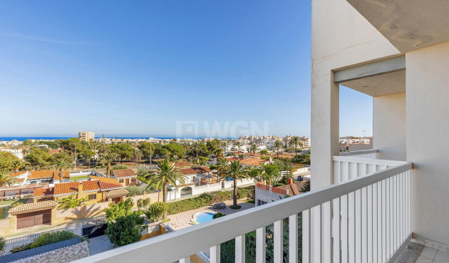 Resale - Apartment / flat - Torrevieja - Nueva Torrevieja