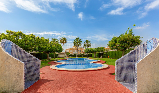 Odsprzedaż - Bungalow - Torrevieja - Costa Blanca