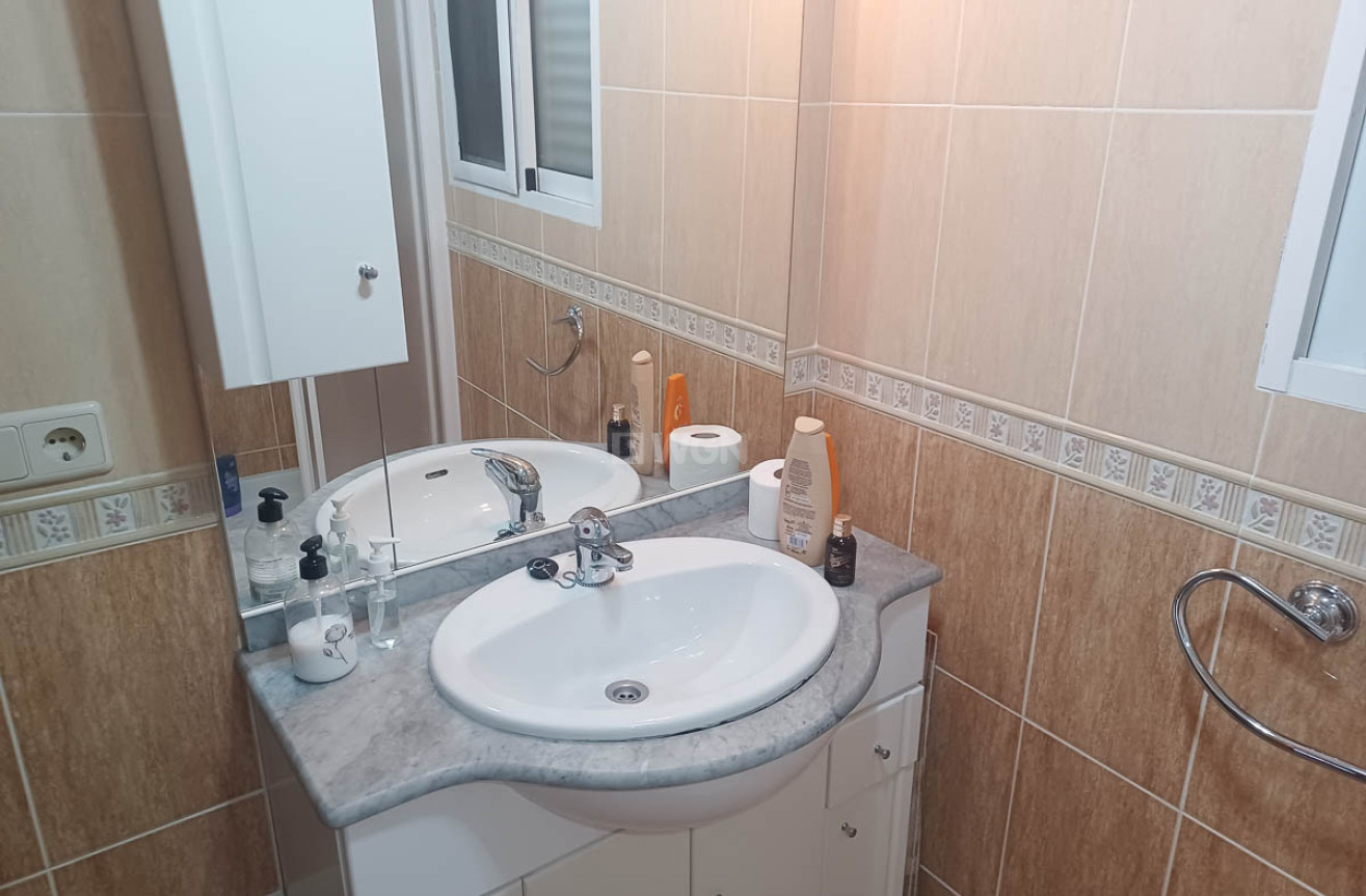 Reventa - Apartamento / piso - Guardamar del Segura - Costa Blanca