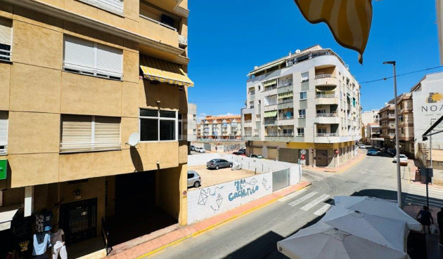 Resale - Apartment / flat - La Mata - Costa Blanca