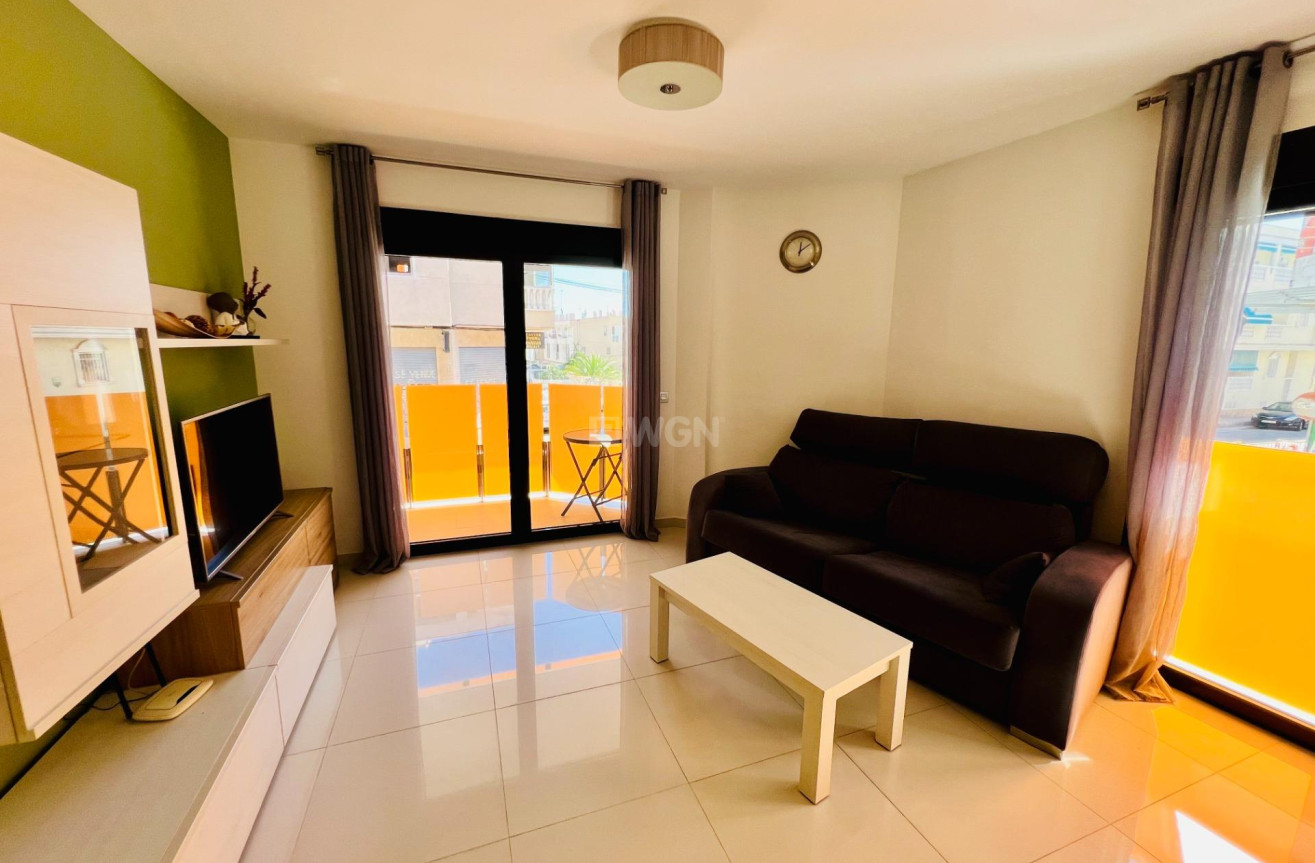 Resale - Apartment / flat - Torrevieja - Playa del Cura