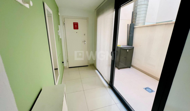 Resale - Apartment / flat - Torrevieja - Playa del Cura