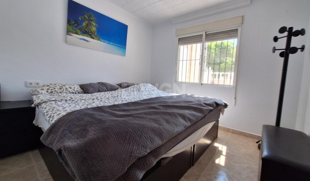 Odsprzedaż - Bungalow - Torrevieja - Costa Blanca