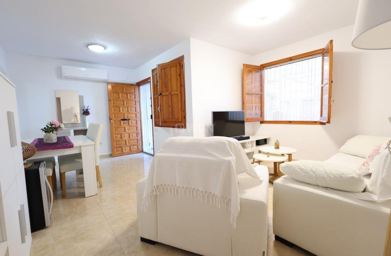 Odsprzedaż - Bungalow - Orihuela Costa - Costa Blanca