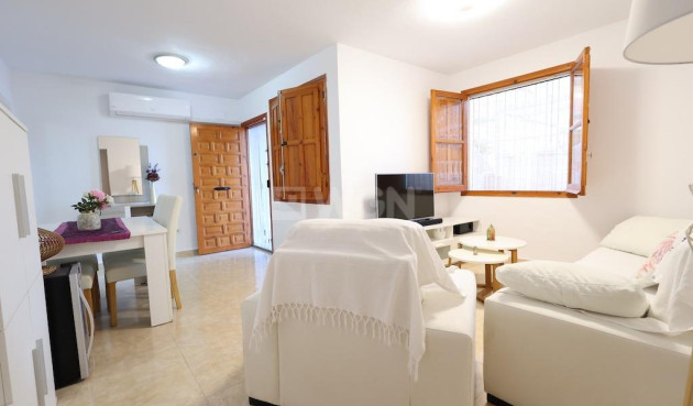 Odsprzedaż - Bungalow - Orihuela Costa - Costa Blanca