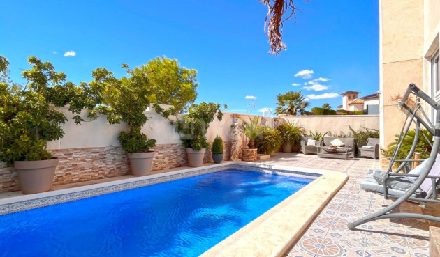 Resale - Villa - Orihuela Costa - Costa Blanca